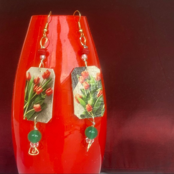 AMELIA PASTICHE DESIGN tulip bouquet handmade earrings ooak - Picture 3 of 7